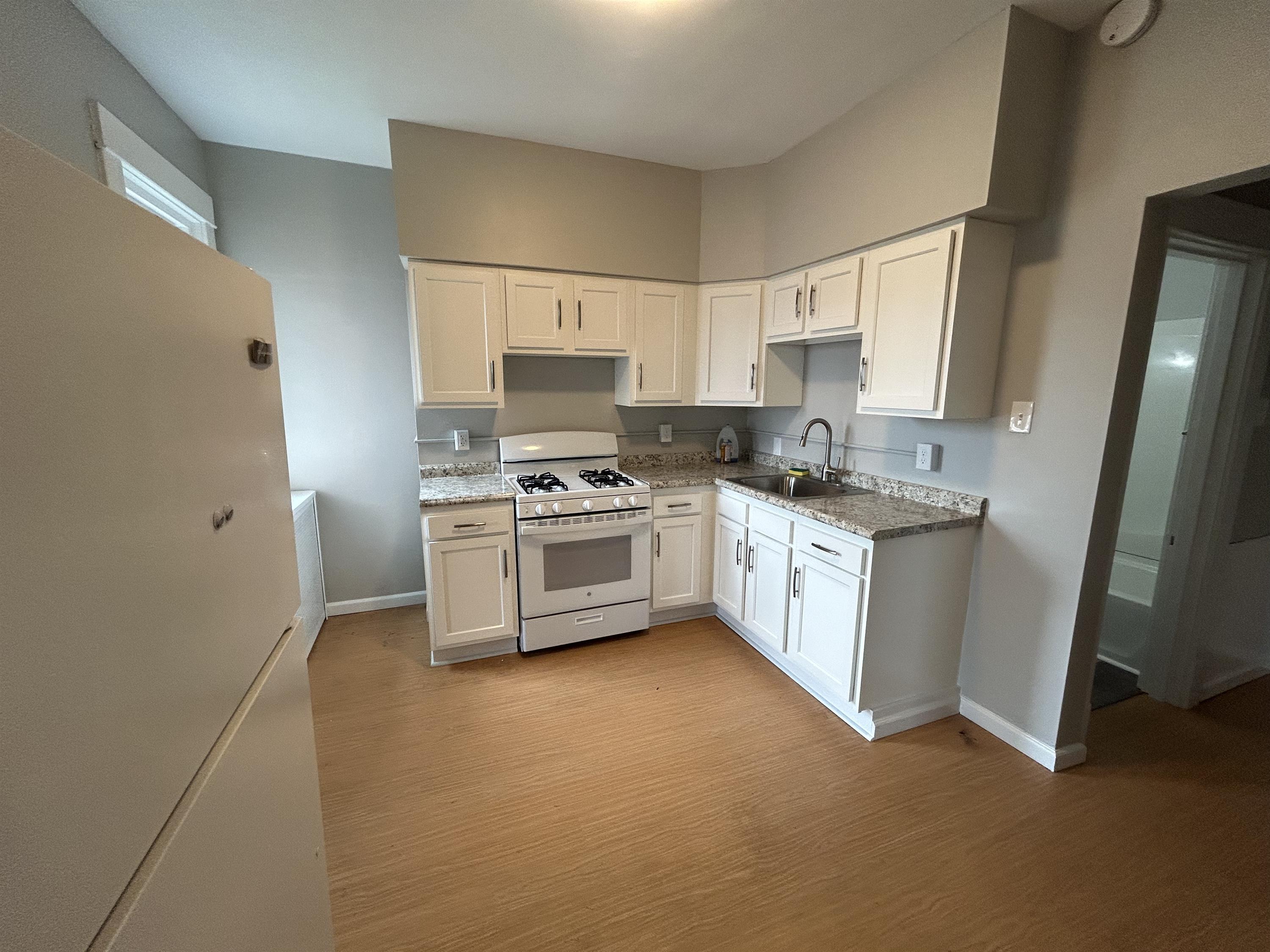 1125 Greenfield Avenue - 2